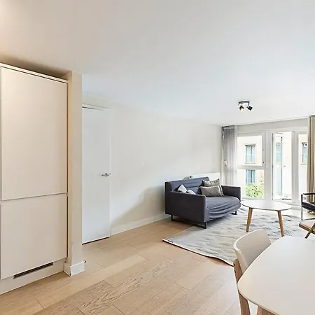 City Relay Sleek Apartment In Belgravia London Exterior photo