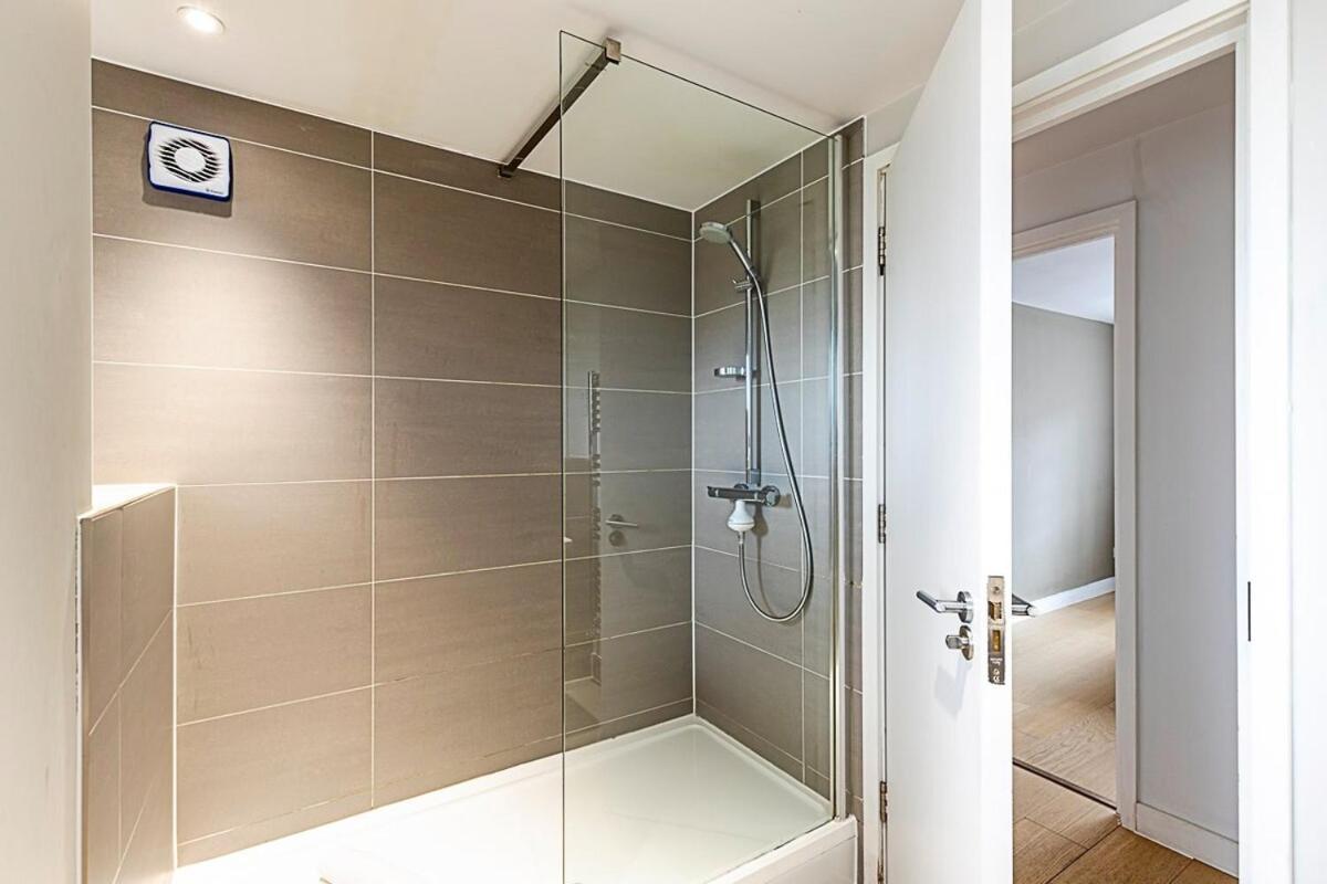 Relay Sleek In Belgravia * Лондон