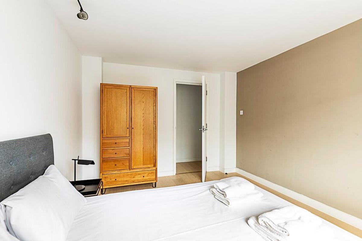 Relay Sleek In Belgravia Лондон