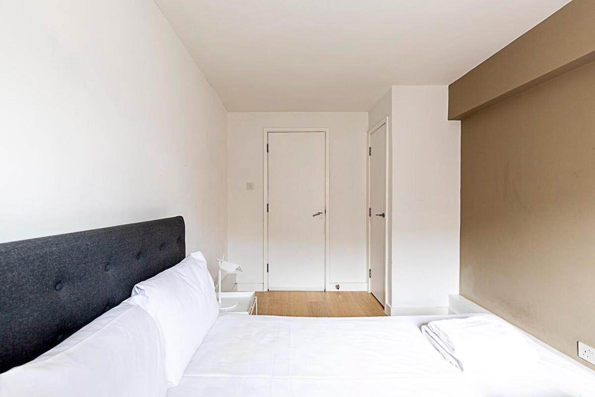 Relay Sleek In Belgravia * Лондон